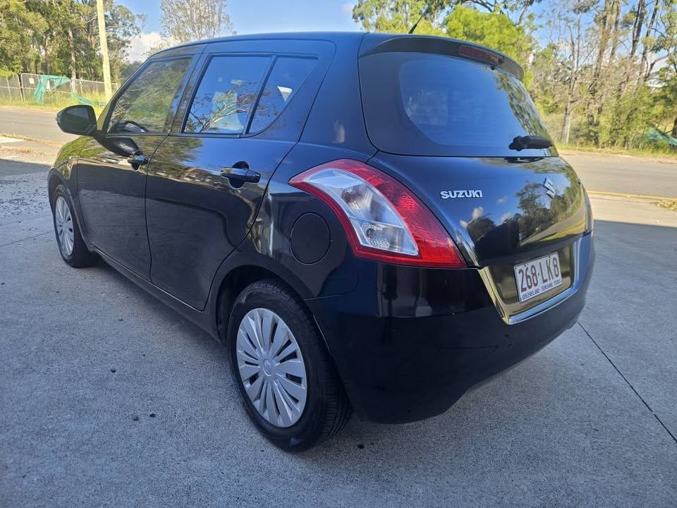 2015 Suzuki Swift auto- finance now 4.jpg